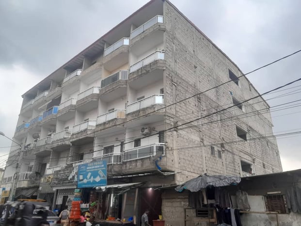 Bien immobilier — , Plateau