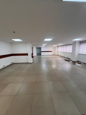 Bien immobilier à louer — 