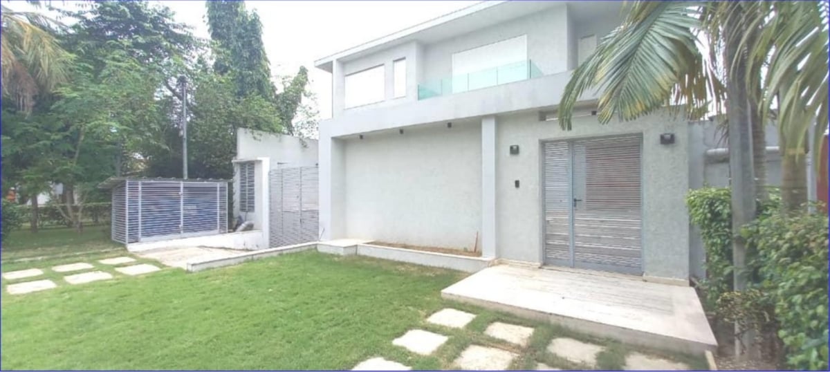 Magnifique villa disponible à la location à la Riviera Golf 4 — Riviera, Cocody (photo 1)