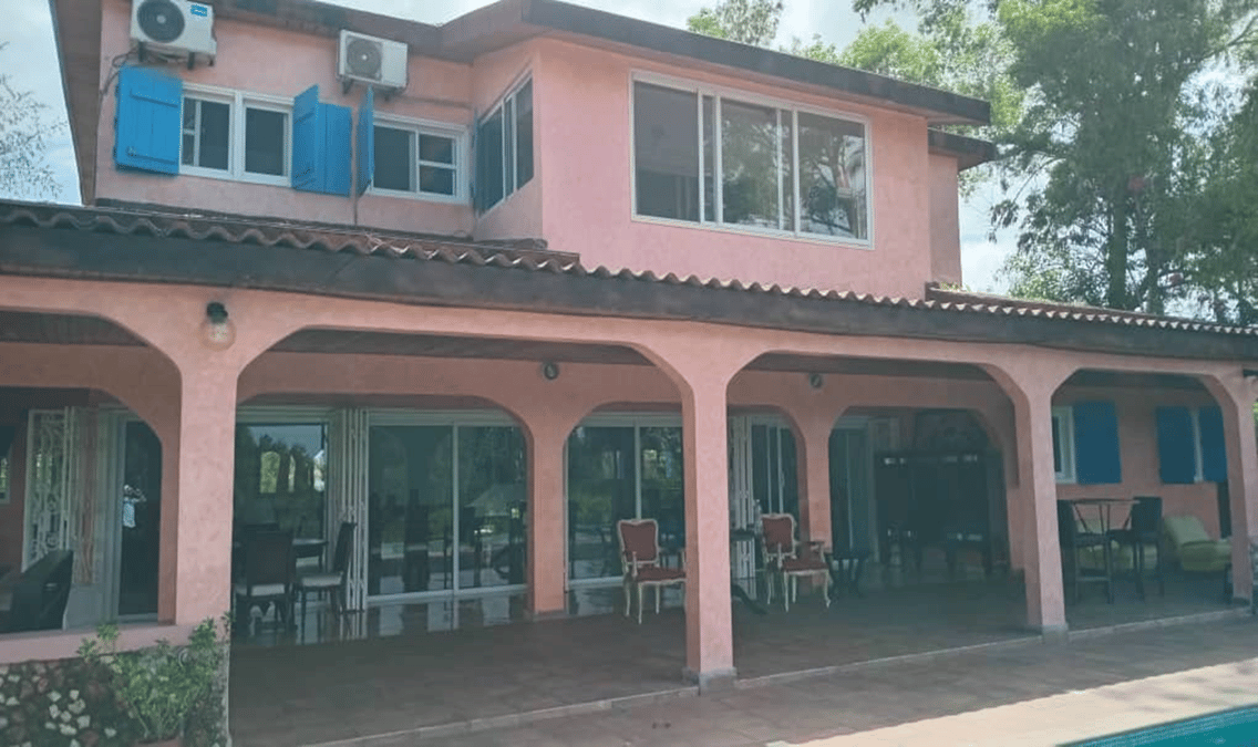 Villa duplex à la vente située à Bassam — Bassam ancien, Grand-Bassam (photo 1)