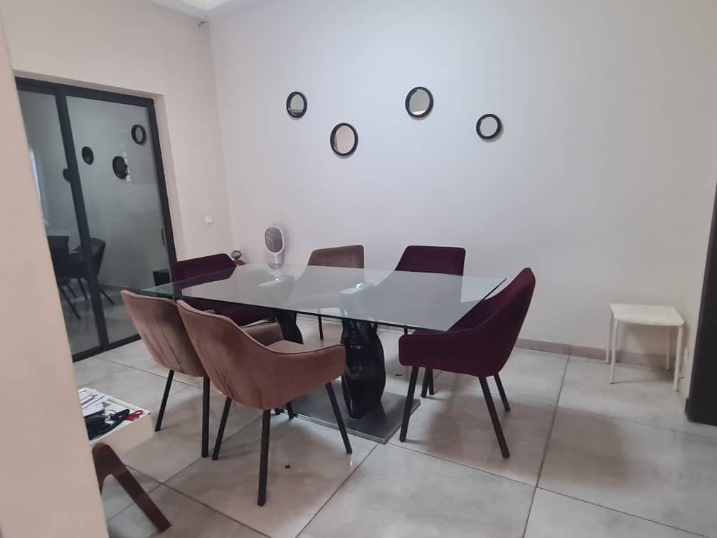 Salle à manger Angré CHU