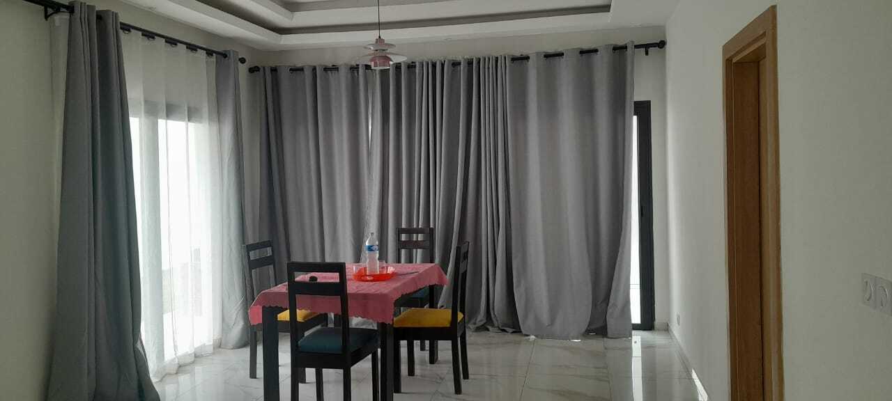 Salle à manger villa bassam