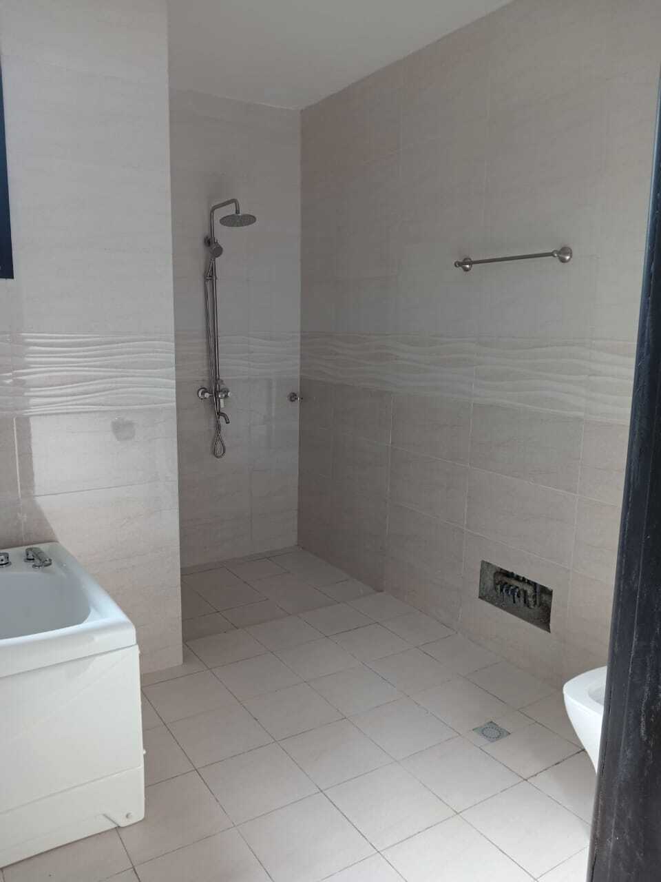Salle de bain 2 villa bingerville