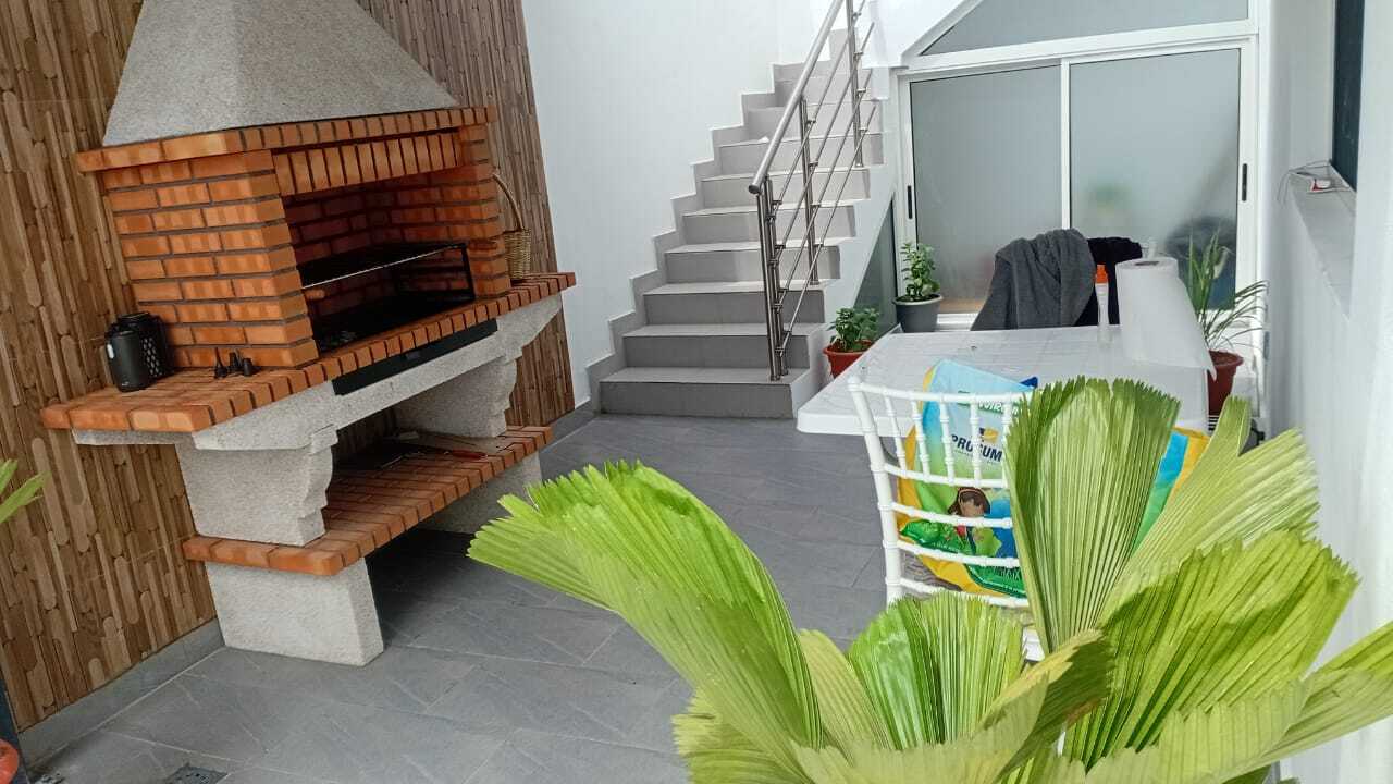Salon 1 triplex bassam