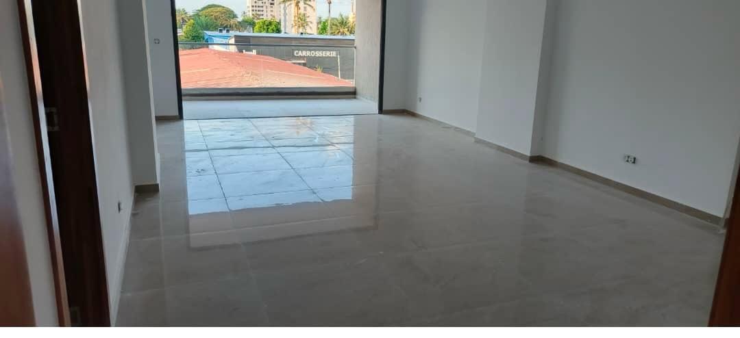 Résidence Marconi, Appartements à louer de 4 pièces situé en zone 4  Abidjan — Marcory Zone 4, Marcory (photo 2)