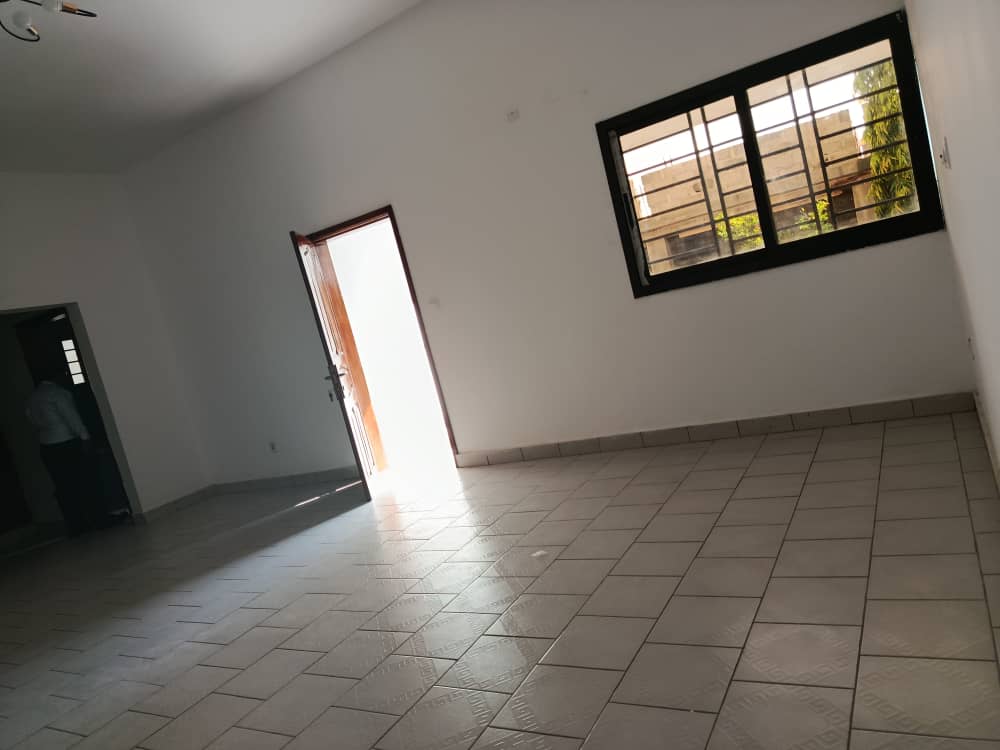 Salon villa Bingerville