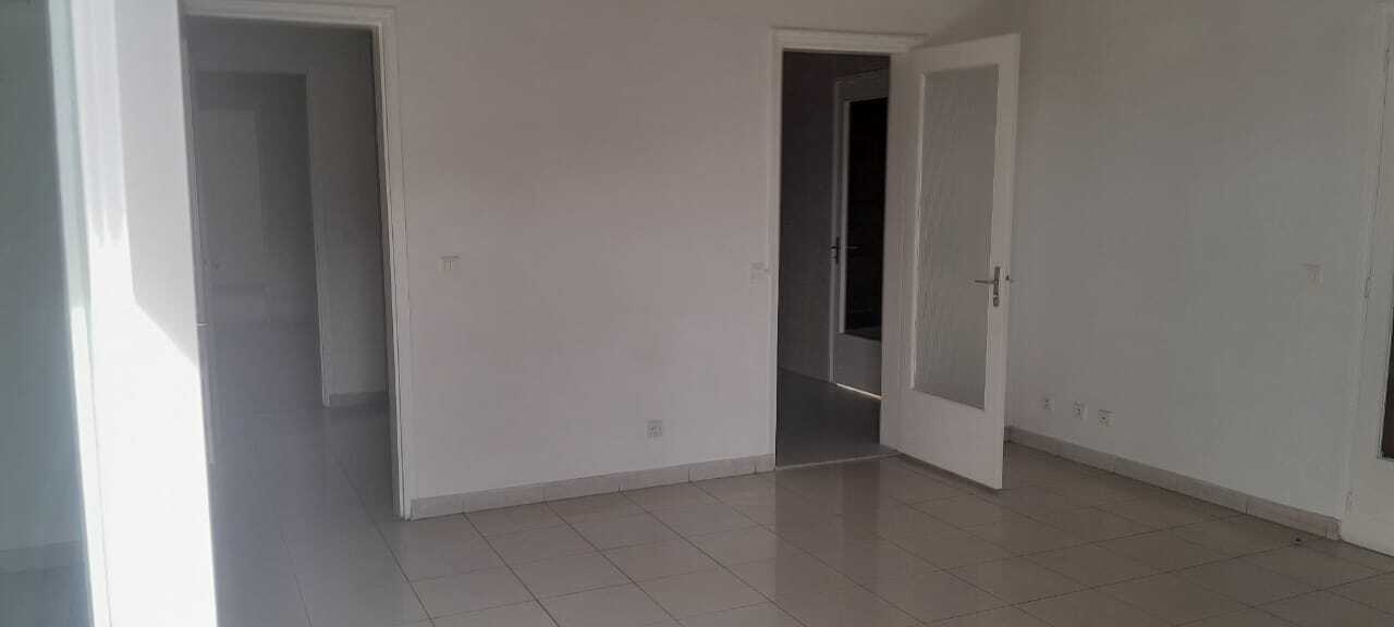 Salon villa derriere blaise pascal