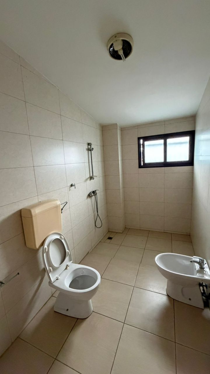Villa Angré 9e tranche toilettes