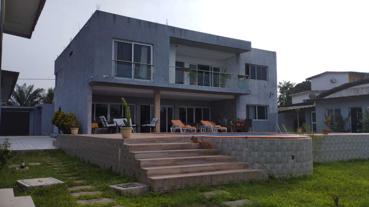 Villa Bingerville village Bregbo