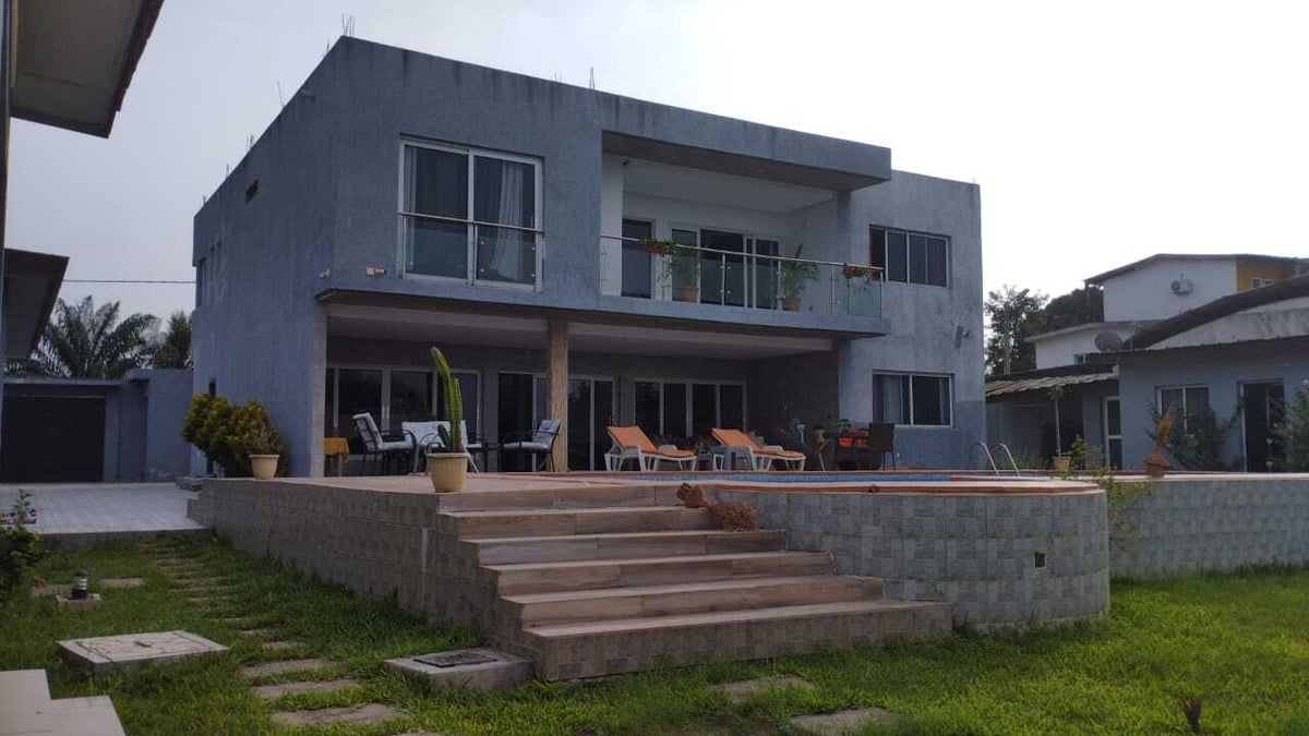 Magnifique villa à la vente à Bingerville — Centre (Bingerville), Bingerville (photo 1)