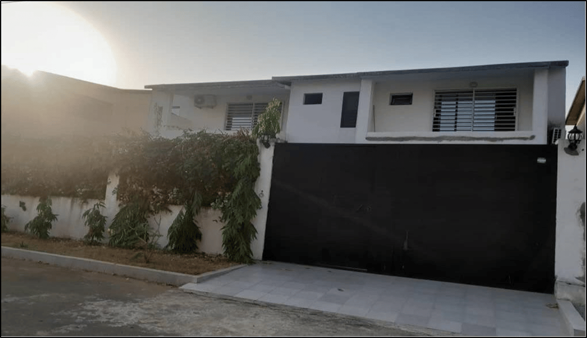 à vendre à Autre Zone — (photo 1)