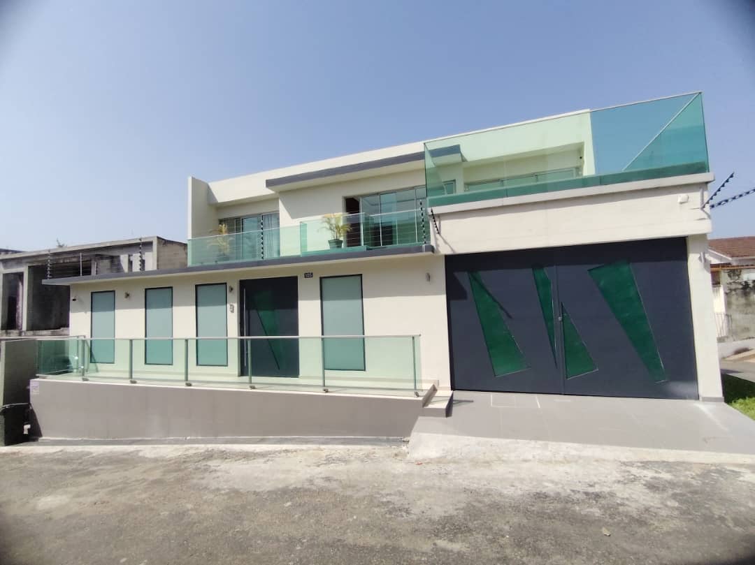 Villa facade synacassi