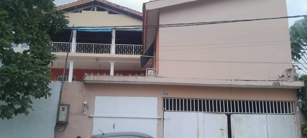 Villa à vendre — Marcory Zone 4, Marcory (photo 1)