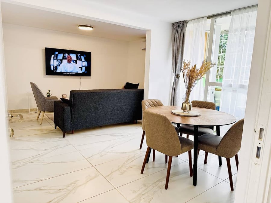 Appartement meublé à louer — , Cocody (photo 1)