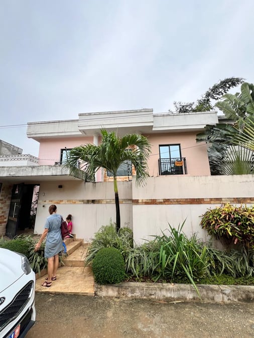à louer à Abidjan — (photo 1)