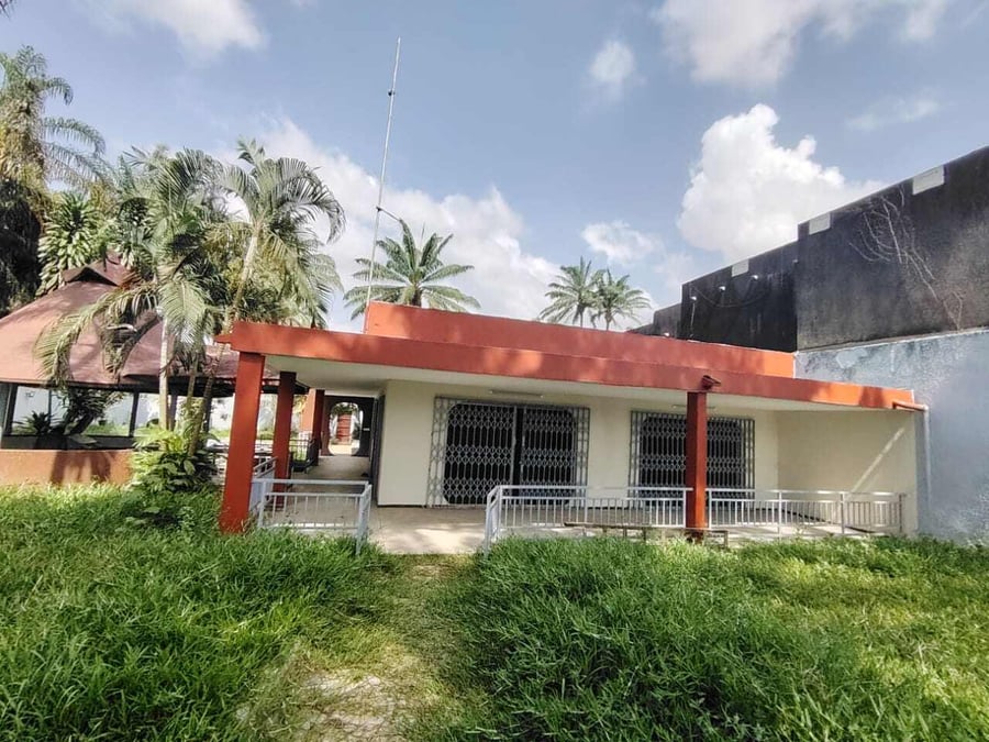 à louer à Abidjan — Deux Plateaux, Cocody (photo 1)