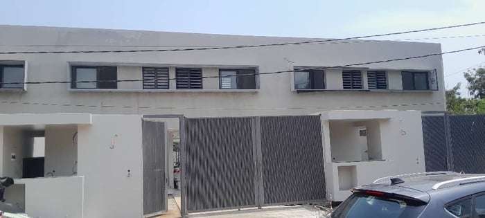 Villa Duplex à louer à Abidjan image