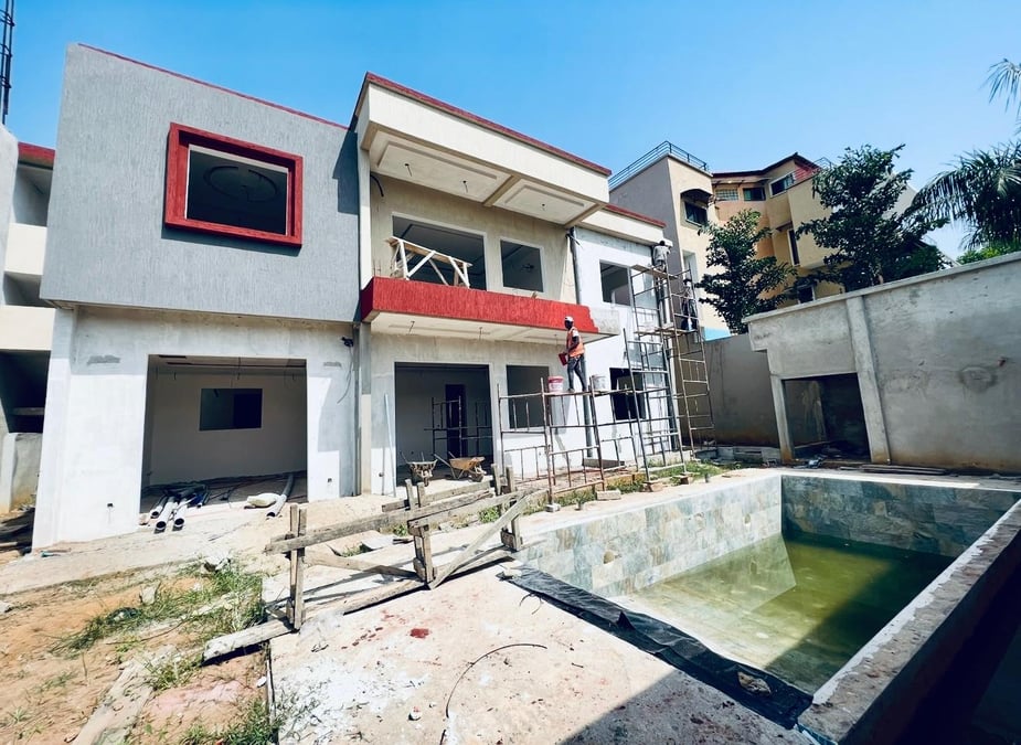 Villa duplex à la vente à Bingerville — Centre (Bingerville), Bingerville (photo 1)