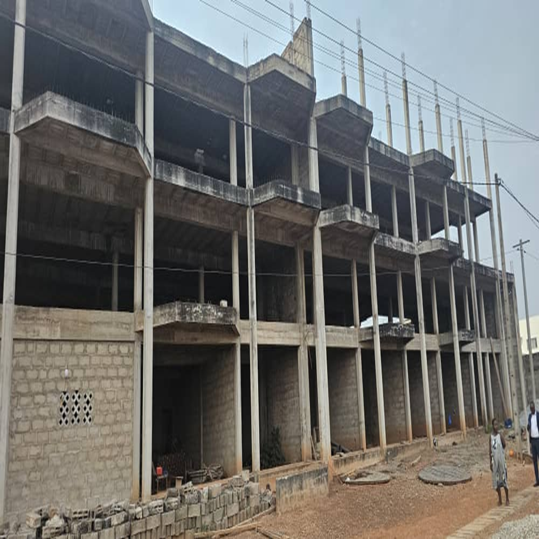 facade 3 yakro