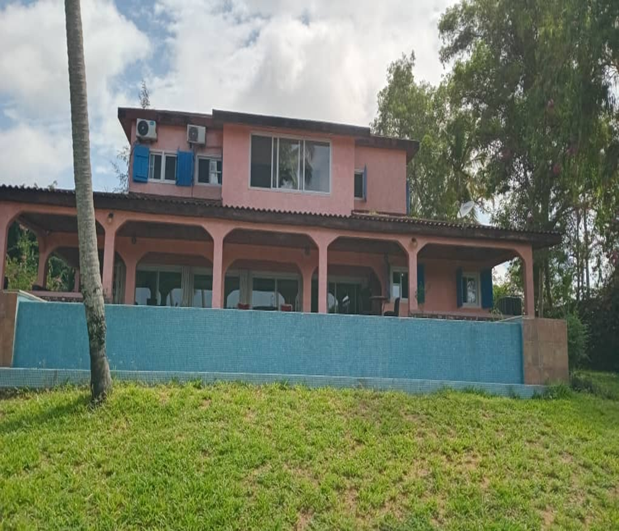 facade arriere villa meurot bassam