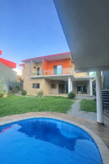 Magnifique villa à la vente à M'BADON — Mbadon, Cocody (photo 1)