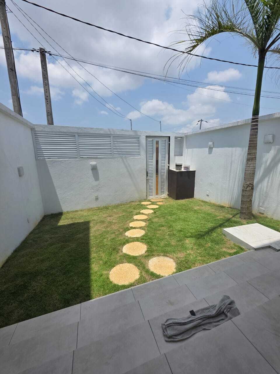 jardin 2 villa mbadon