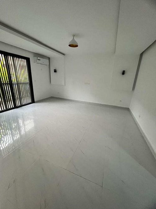 Résidence Sithem à louer à Abidjan — , Cocody (photo 8)