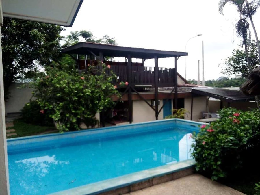 Villa à vendre à Abidjan — , Cocody (photo 4)