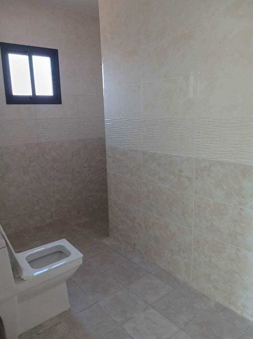Villa de haut standing de 5 pièces disponible à la location — (photo 8)