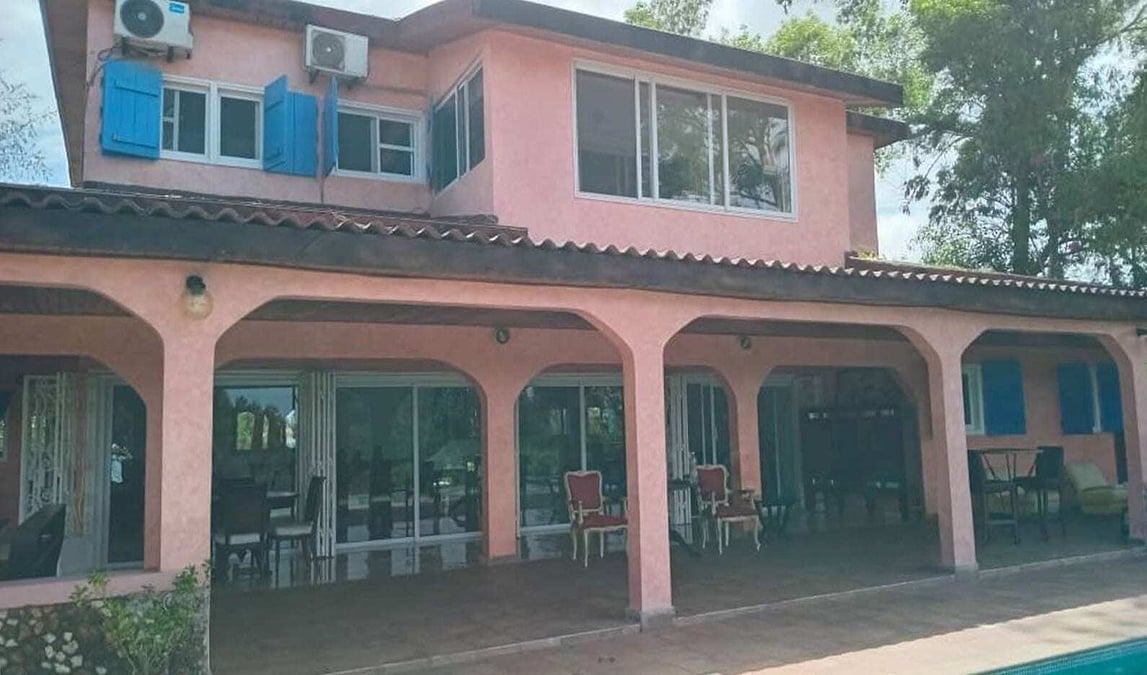 Villa duplex à la vente située à Bassam — Bassam ancien, Grand-Bassam (photo 1)
