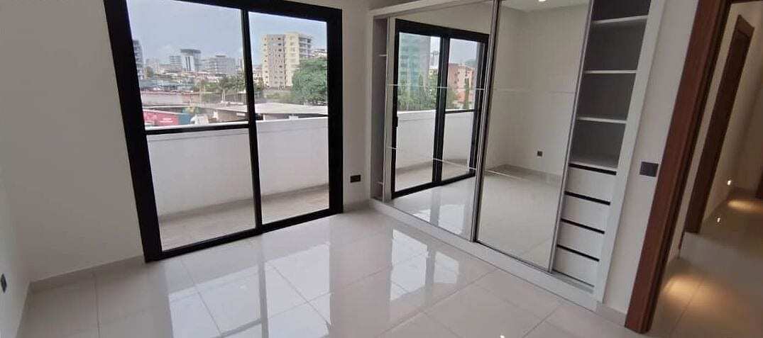 Résidence G27 appartement de 4 pièces disponible à la location en zone 4 — Marcory Zone 4, Marcory (photo 4)
