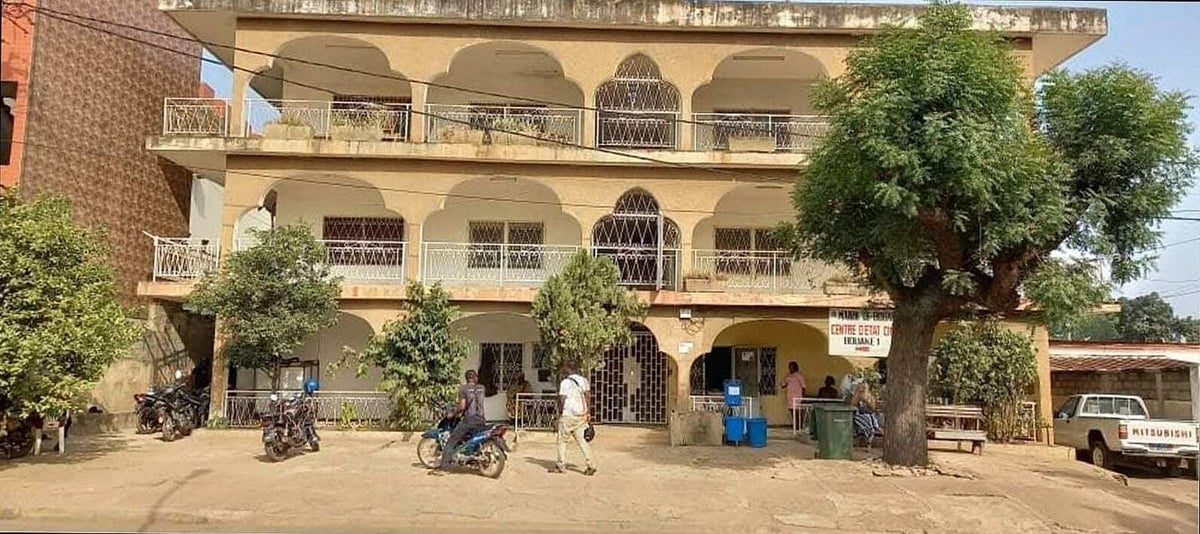 à vendre à Bouaké — , Yopougon (photo 1)