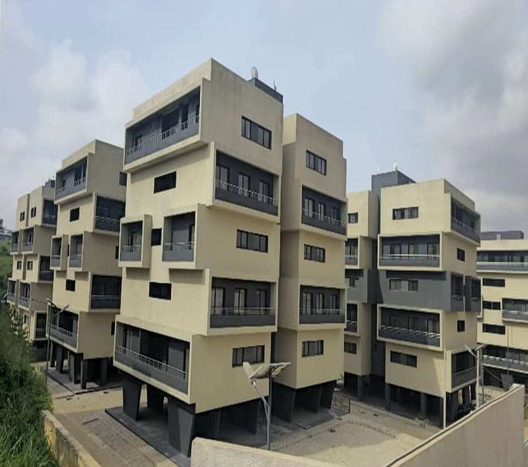 Résidence Sirima, Appartement de haut standing de 4 pièces à Vendre à Abatta, Abidjan — Abatta, Cocody (photo 1)