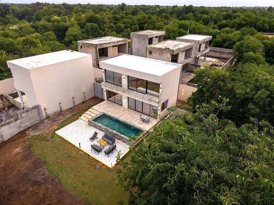 Concession de 6 villas disponibles à la vente à Assinie bâties sur une superficie de 300m2 par villa — Assinie Mafia, Assinie (photo 2)