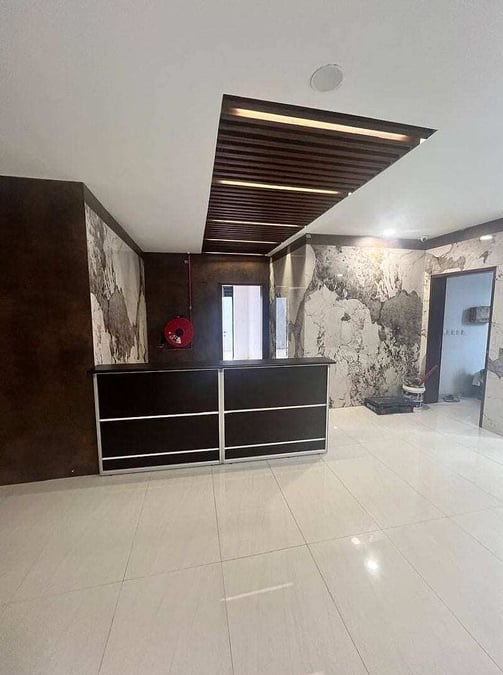 Immeuble Huub, Bureau à louer en Zone 4 sur Abidjan   — Marcory Zone 4, Marcory (photo 3)