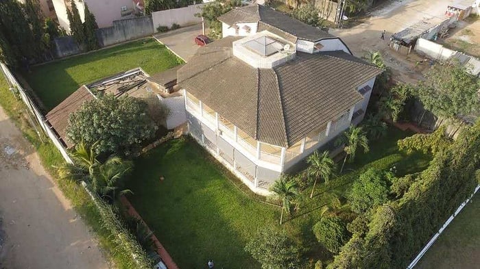 Bien immobilier à vendre — , Cocody