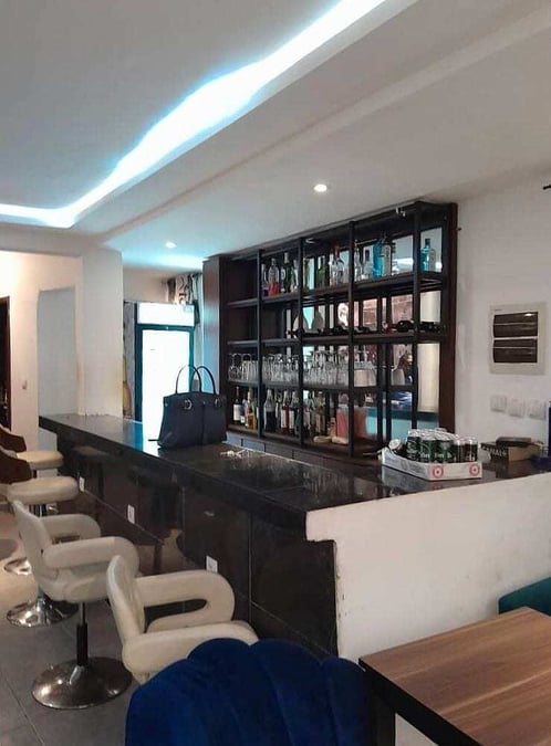 à vendre à Abidjan — (photo 1)