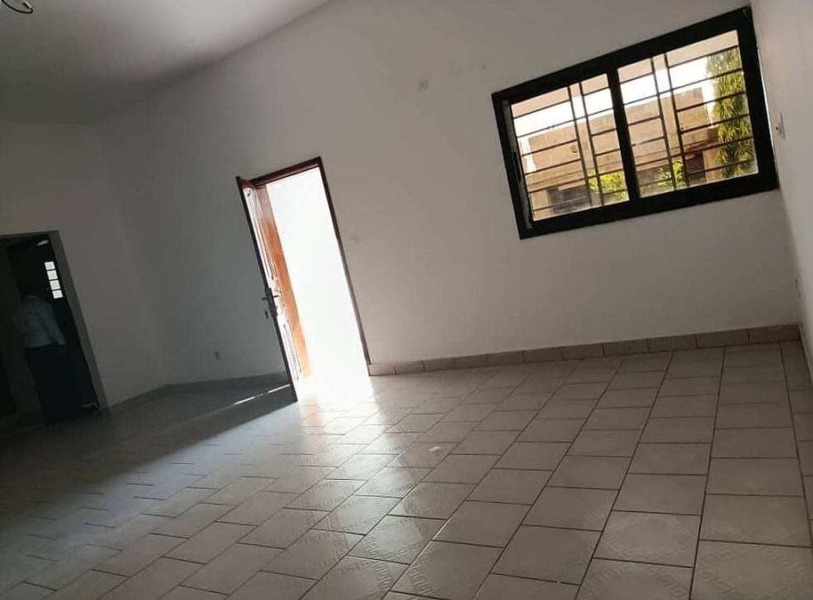 Villa duplex disponible à Bingerville — , Bingerville (photo 3)