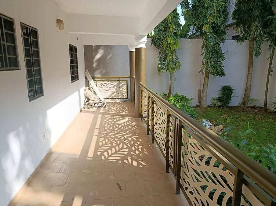 Villa duplex disponible à Bingerville — , Bingerville (photo 6)