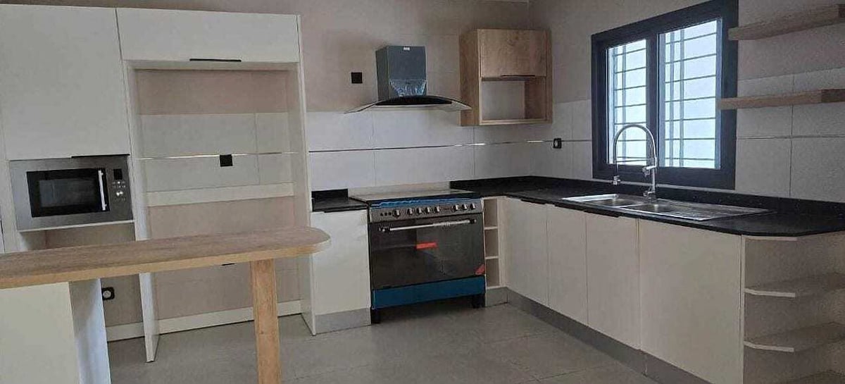 Magnifique villa duplex disponible à la location à San Pedro — Cité (San Pedro), San Pedro (photo 4)