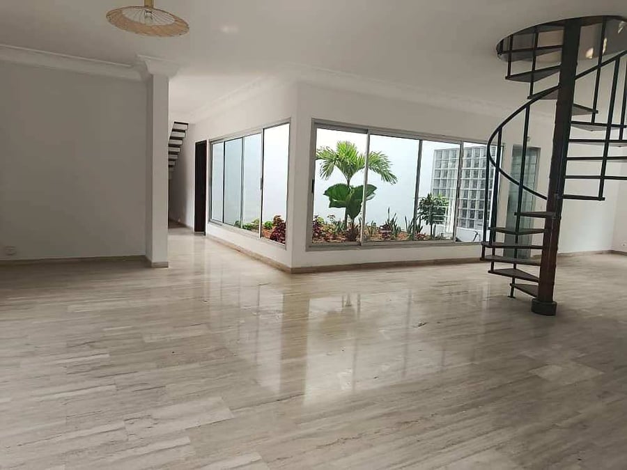 Magnifique villa duplex disponible à la location — Riviera, Cocody (photo 5)