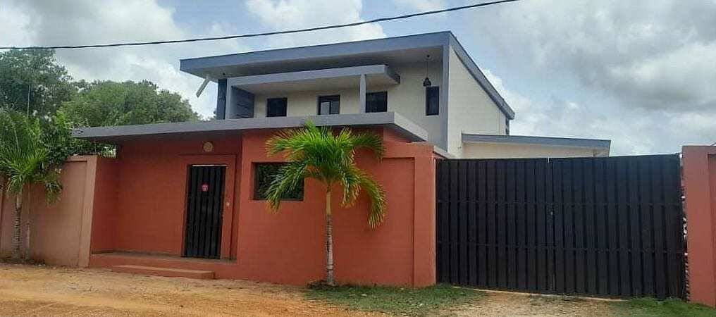 Magnifique villa à la vente à Assinie — Assinie Mafia, Assinie (photo 1)