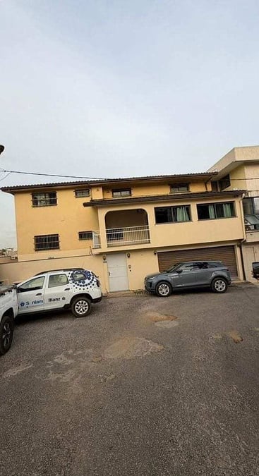 Villa disponible à la location à Angré — (photo 1)