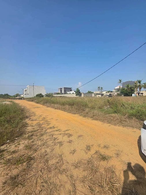 Terrain à mettre en valeur à Bassam —  (photo 1)