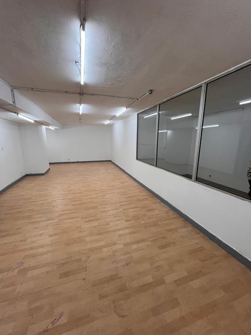 Bureau de 200 m² à louer, Centre (Plateau), Plateau — Centre (Plateau), Plateau (photo 2)