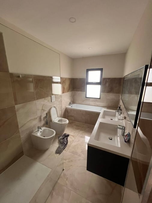 Villa 6 pièces à louer, Mbadon, Cocody — Mbadon, Cocody (photo 6)