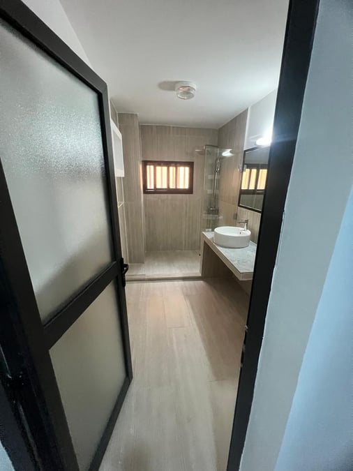 Résidence Sithem à louer à Abidjan — , Cocody (photo 9)