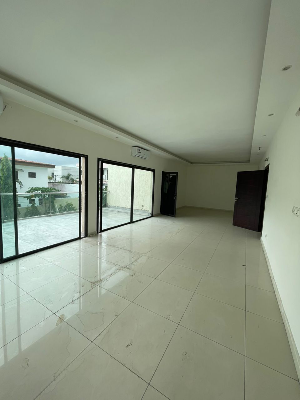salon villa mbadon