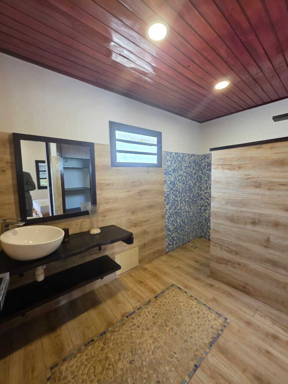 sdb villa bassam 2400 m2