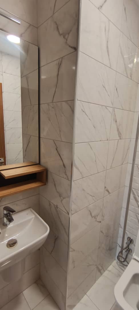 wc visiteur g27